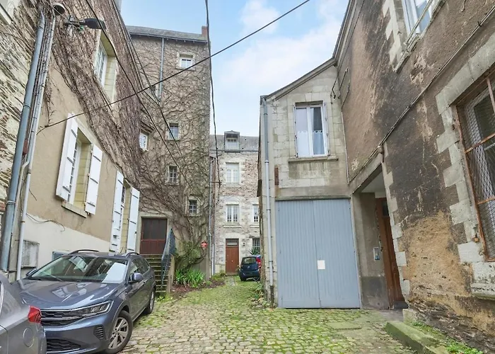 Le Nid - Place Imbach * Angers